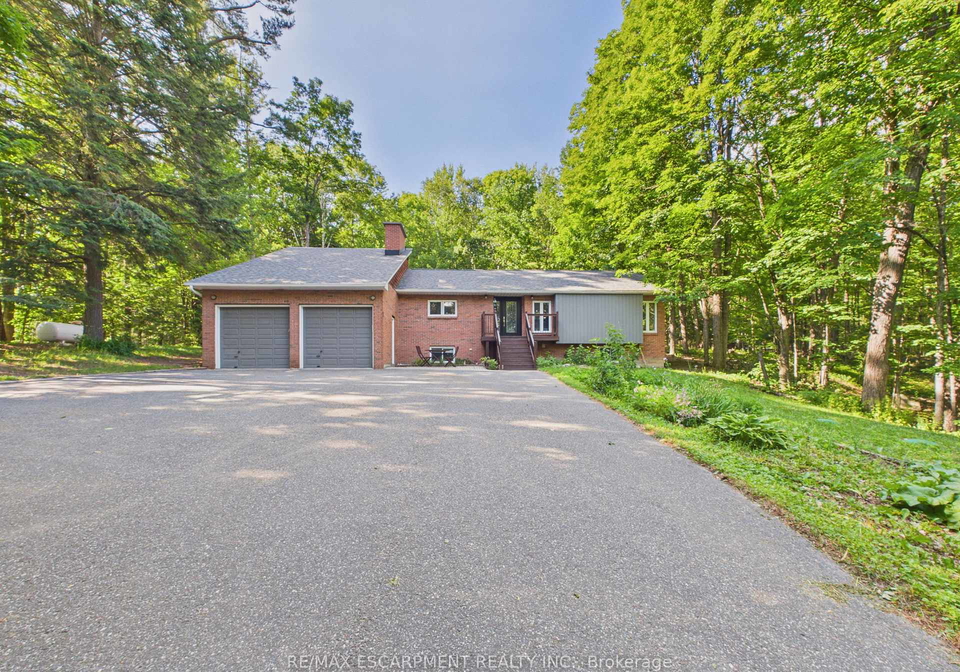 1060-golden-beach-road-bracebridge-ontario-x13546644