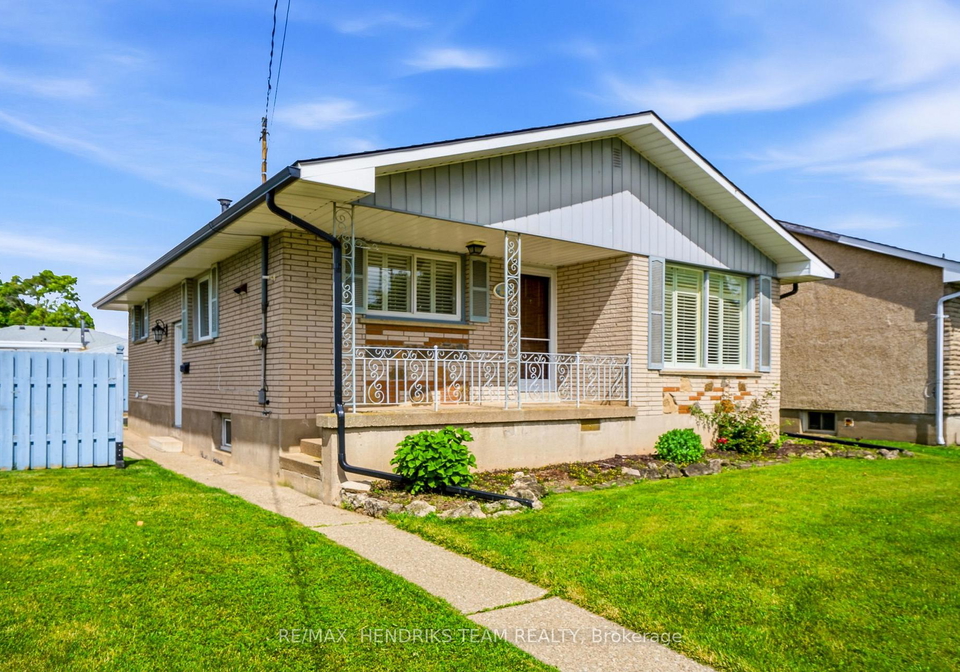 160-classic-avenue-welland-ontario-x13546696