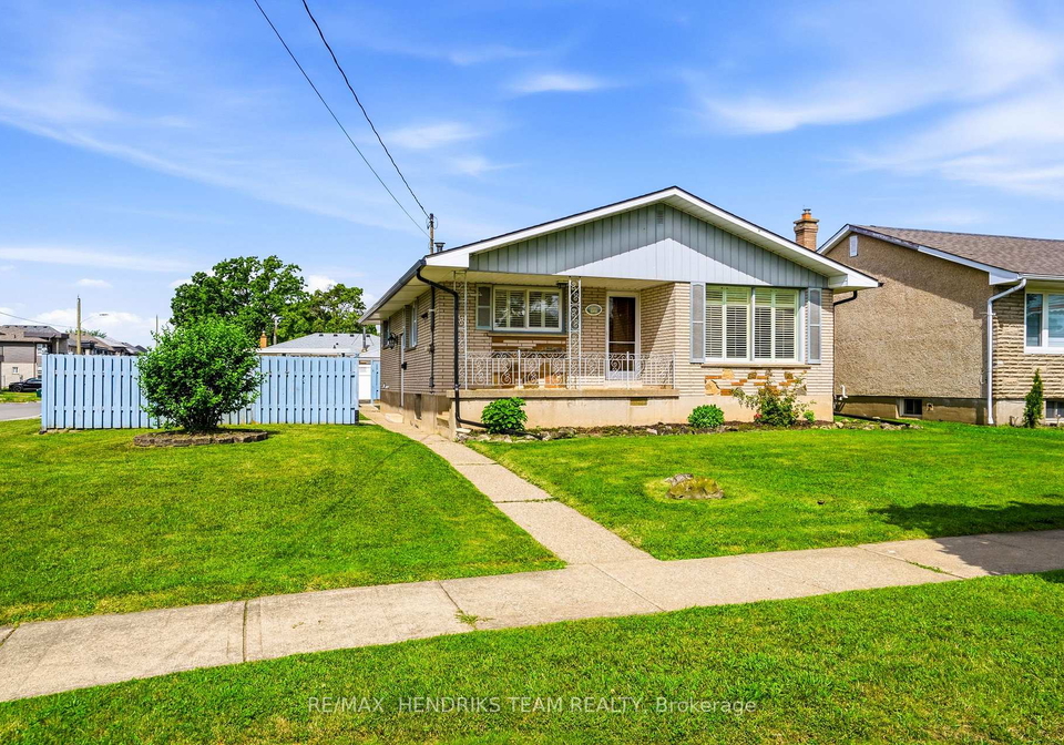 160-classic-avenue-welland-ontario-x13546696
