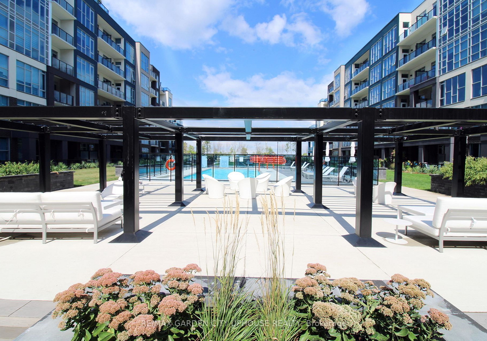 16-concord-place-grimsby-ontario-x13546760