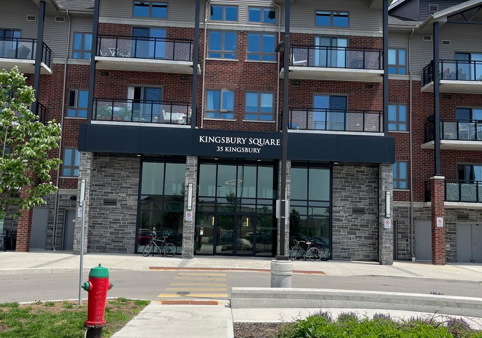35-kingsbury-square-guelph-ontario-x13547044