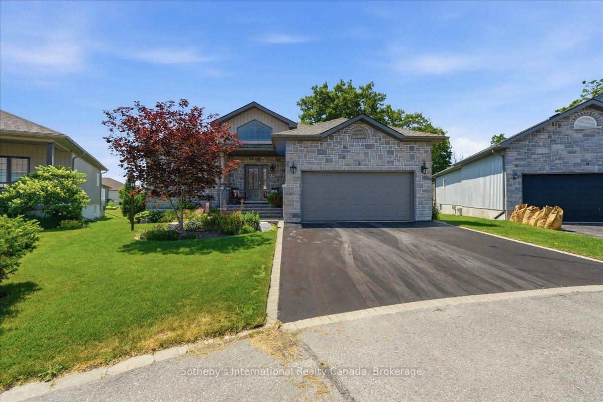 7-conger-drive-prince-edward-county-ontario-x13547164