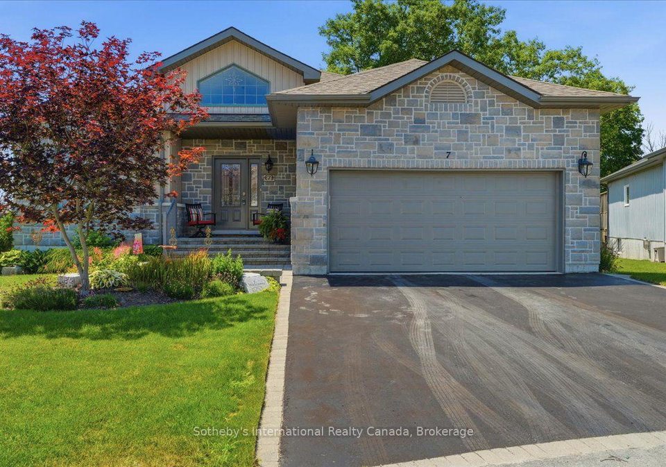 7-conger-drive-prince-edward-county-ontario-x13547164