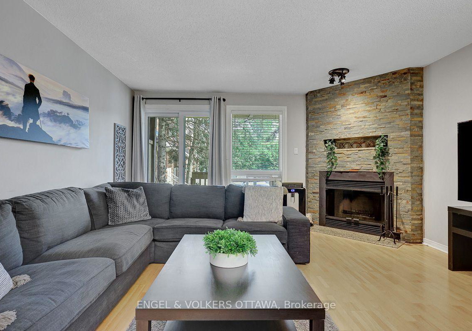 382-briston-private-ottawa-ontario-x13547226