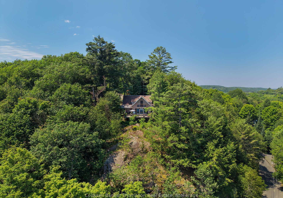 300-south-drive-huntsville-ontario-x13547232