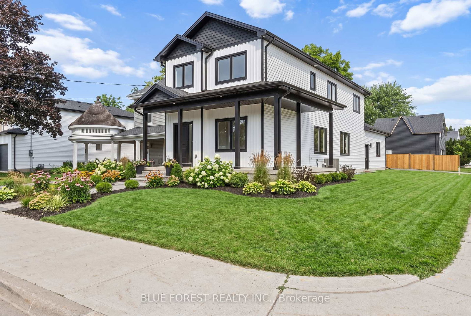 198-mcrae-street-southwest-middlesex-ontario-x13547358