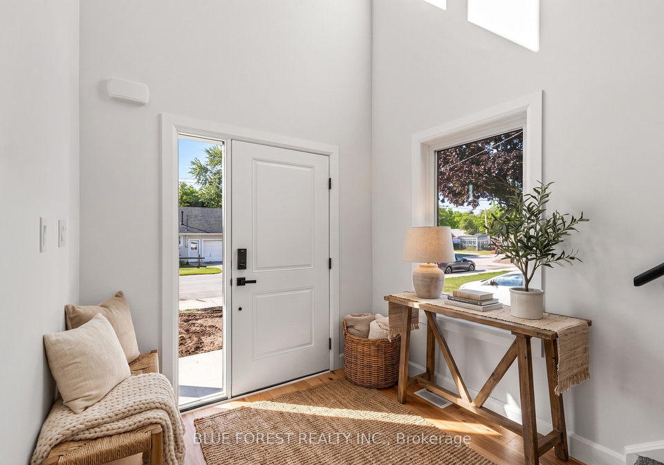 198-mcrae-street-southwest-middlesex-ontario-x13547358