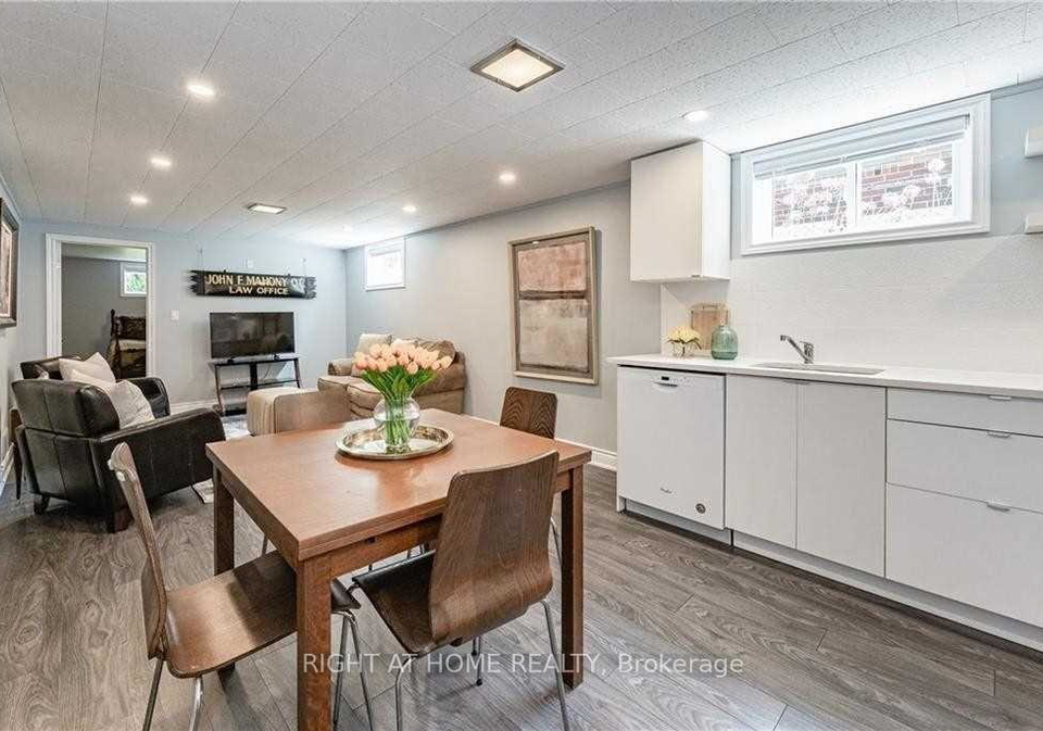 118-briarwood-crescent-hamilton-ontario-x13547394
