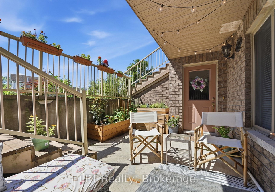 37-lake-breeze-court-prince-edward-county-ontario-x13547444