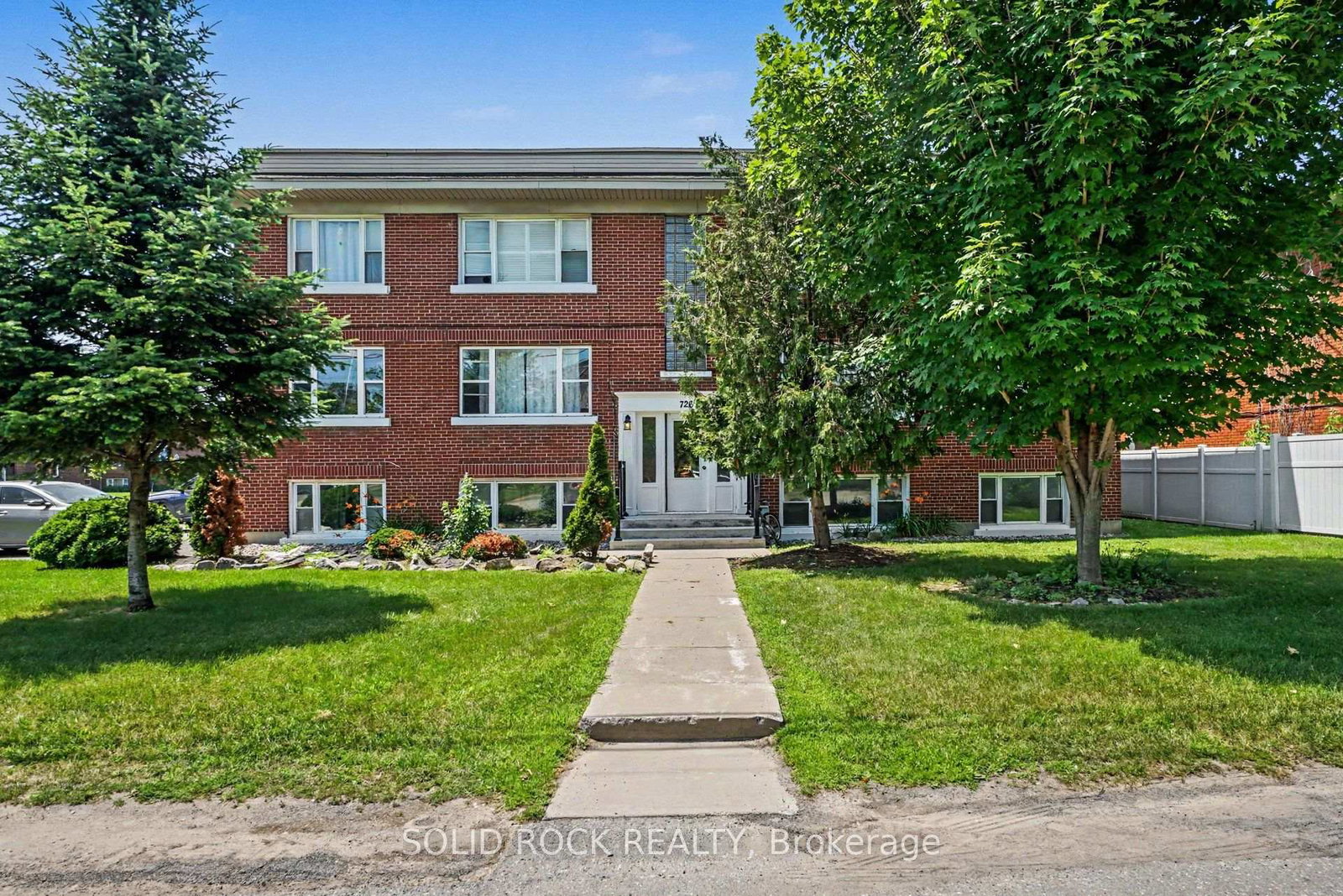 726-edison-avenue-ottawa-ontario-x13547584