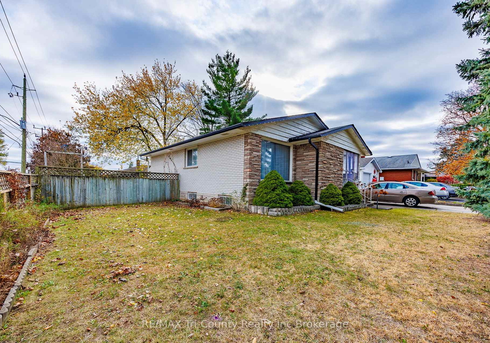 1393-thorman-drive-cambridge-ontario-x13547594