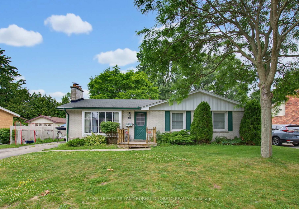 102-honeysuckle-crescent-london-east-ontario-x13547616