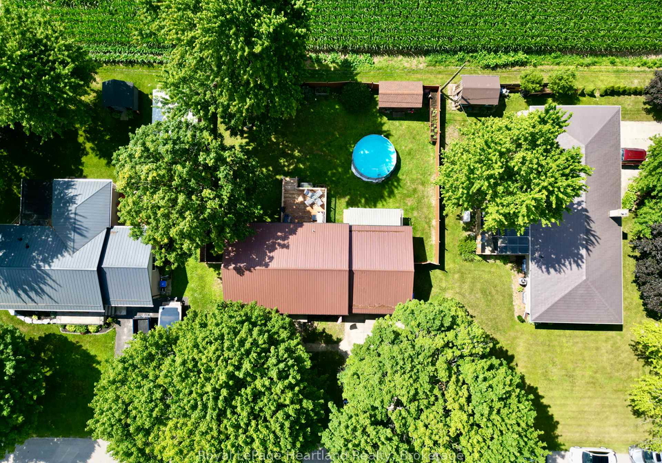 23-york-crescent-bluewater-ontario-x13547632