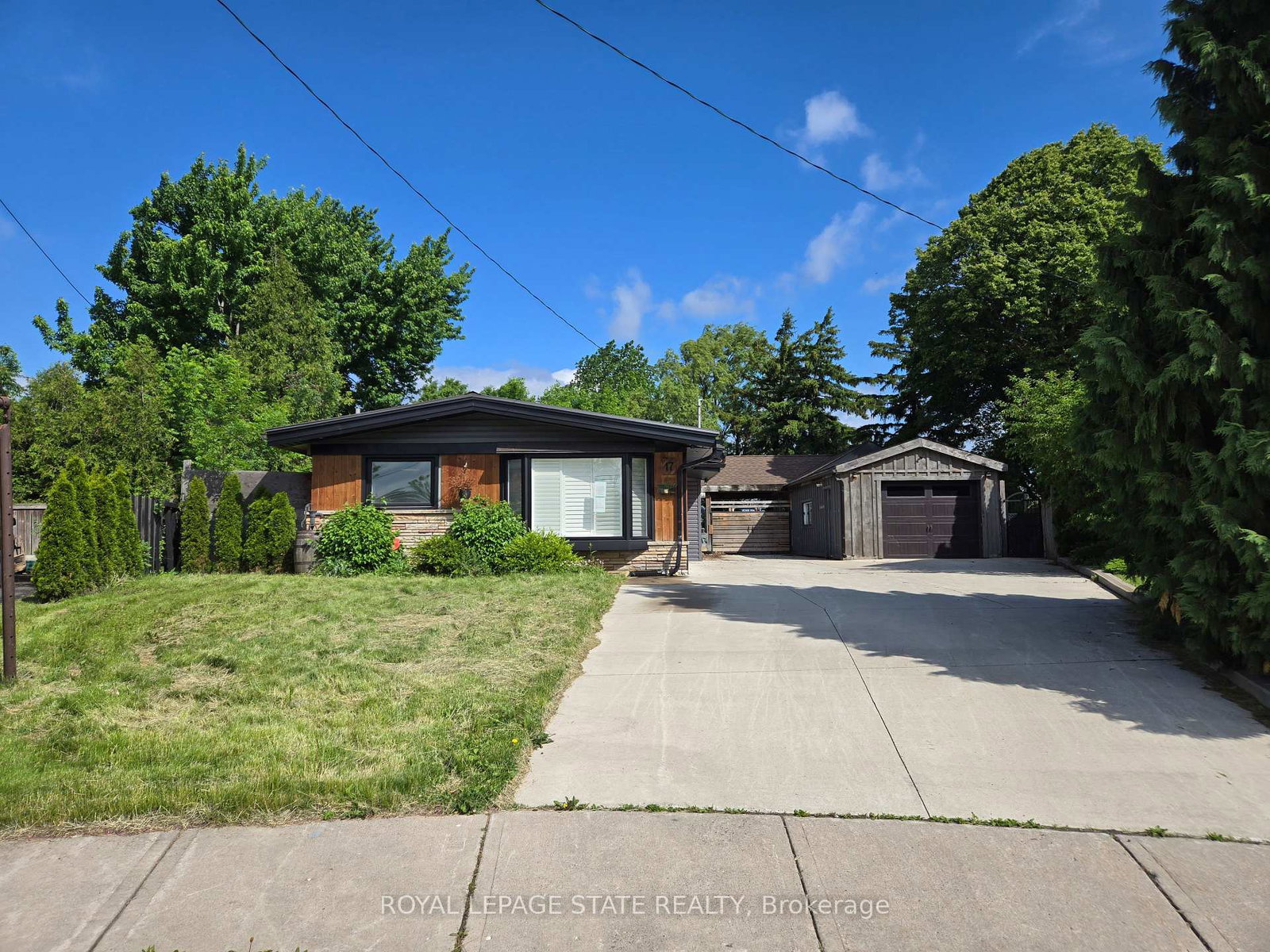 17-carmen-avenue-hamilton-ontario-x13547714
