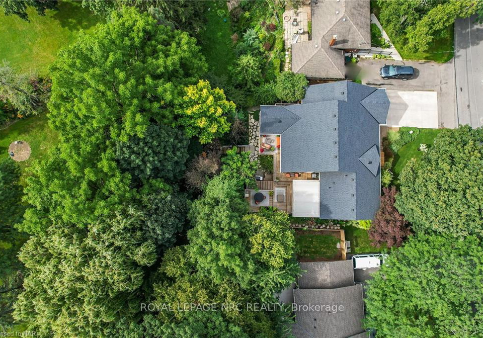 16-spring-garden-boulevard-st-catharines-ontario-x13547746