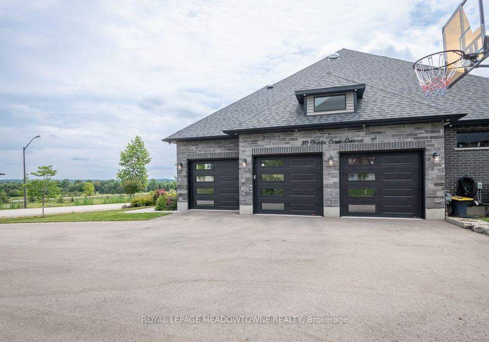 30-charles-currie-crescent-erin-ontario-x13547824