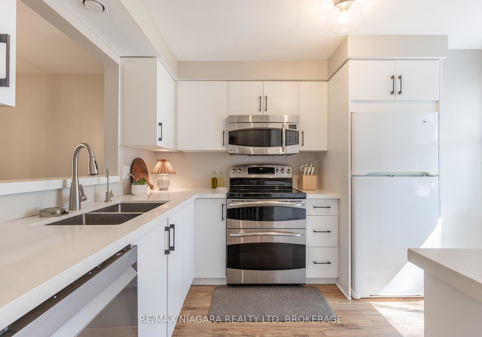 6767-thorold-stone-road-niagara-falls-ontario-x13547988