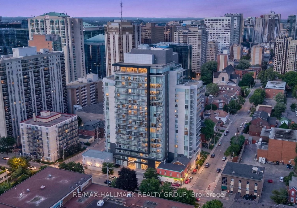 255-bay-street-ottawa-ontario-x13548004