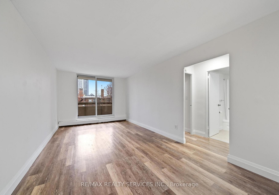 223-jackson-street-w-hamilton-ontario-x13548010