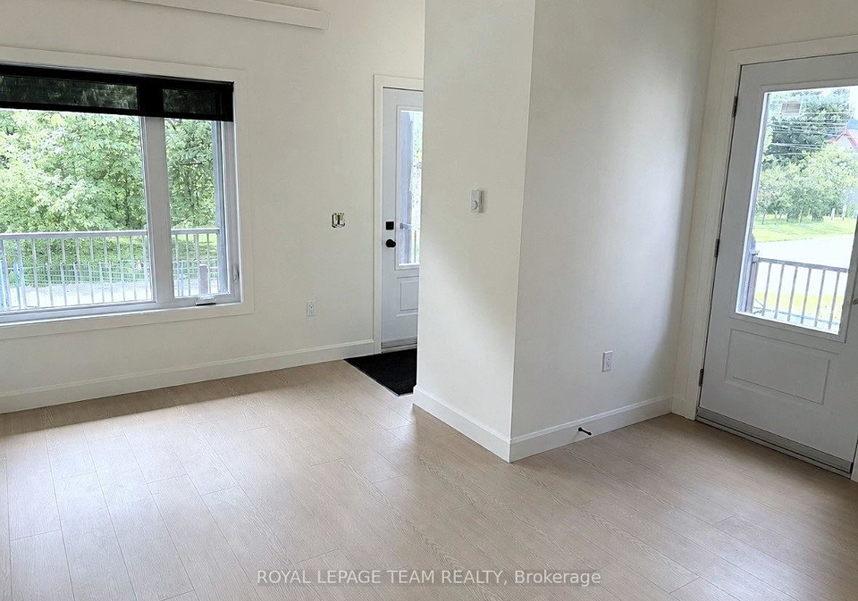 247b-bradford-street-ottawa-ontario-x13548068