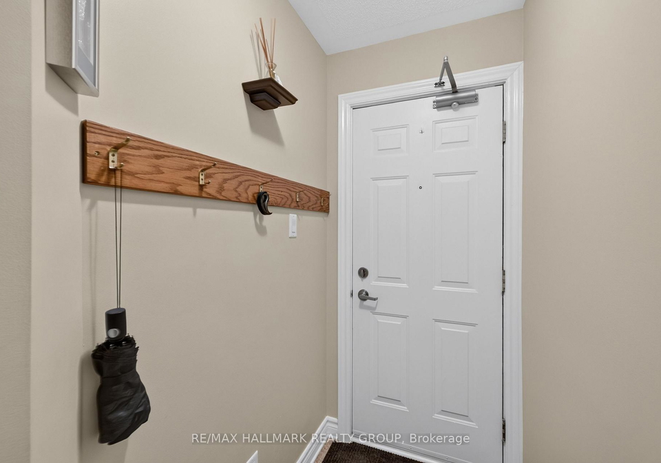 581-lakeridge-drive-ottawa-ontario-x13548264