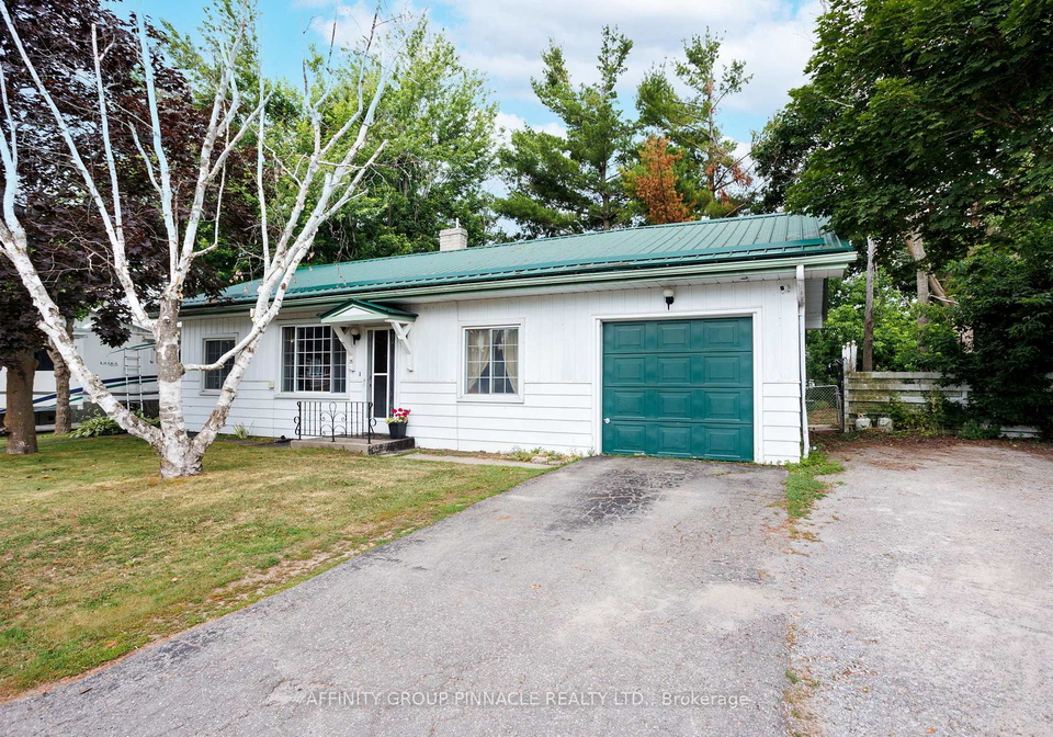 35-clifton-street-kawartha-lakes-ontario-x13548720