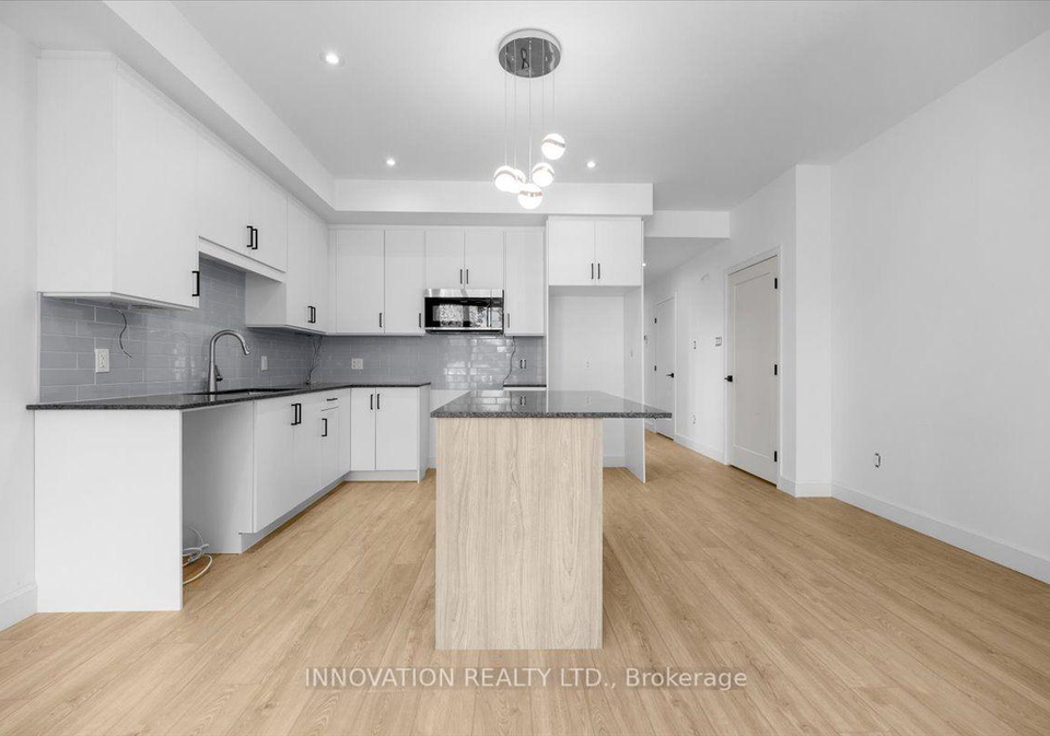 486-2-wentworth-avenue-ottawa-ontario-x13548888