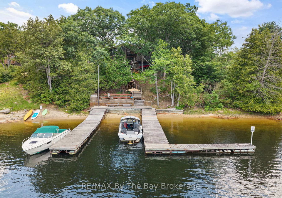13626-georgian-bay-shore-georgian-bay-ontario-x13548902