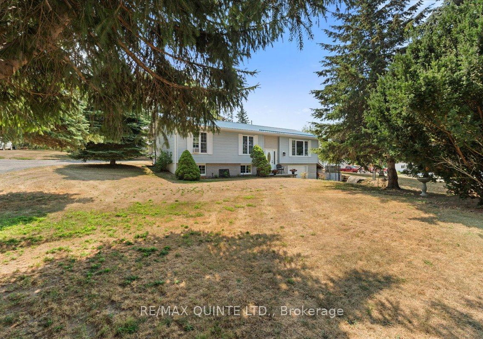 19-county-road-18-prince-edward-county-ontario-x13549128