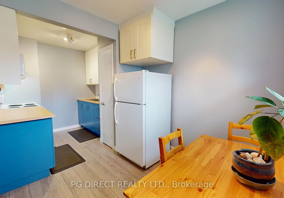 222h-harvard-place-waterloo-ontario-x13549156