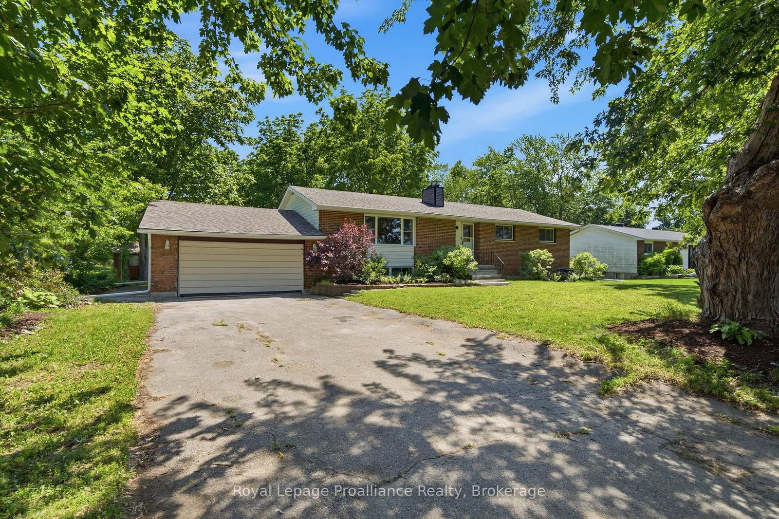 41-walter-avenue-quinte-west-ontario-x13549270