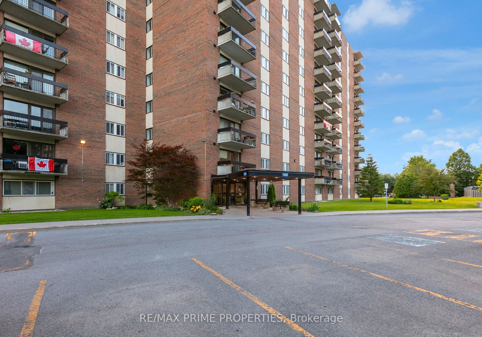 1505-baseline-road-ottawa-ontario-x13549468