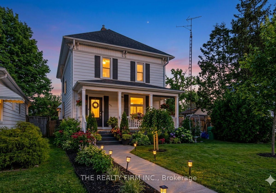 422-greenfield-street-petrolia-ontario-x13549568