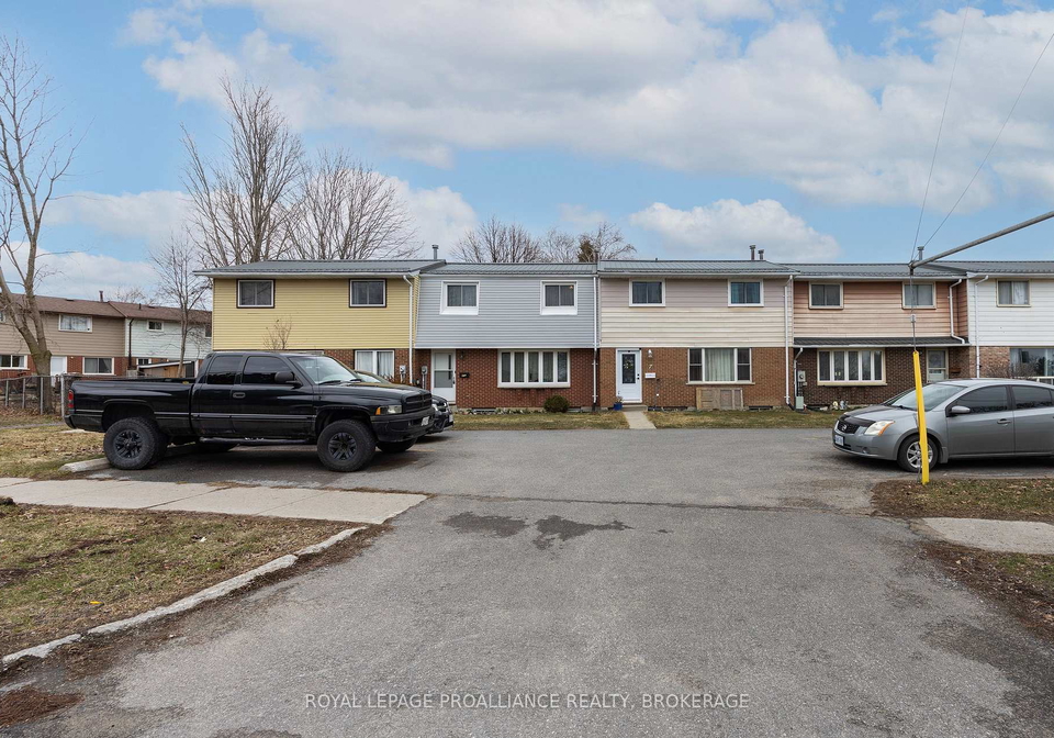5-winchester-drive-greater-napanee-ontario-x13549586