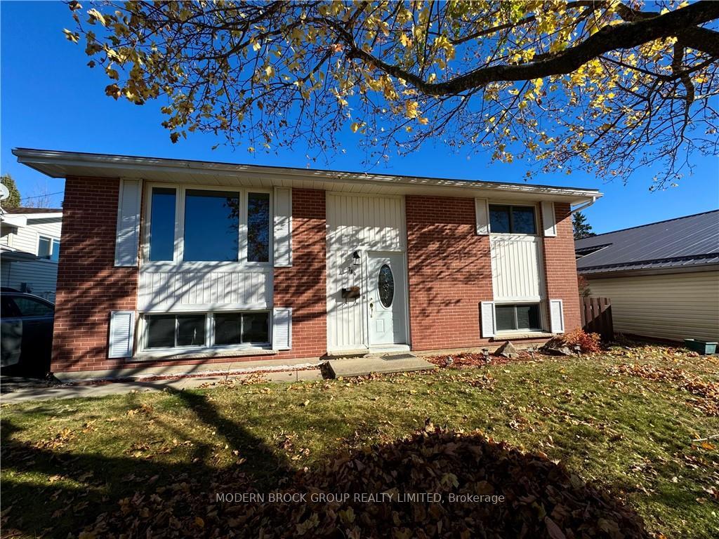 784-comstock-crescent-brockville-ontario-x13549746