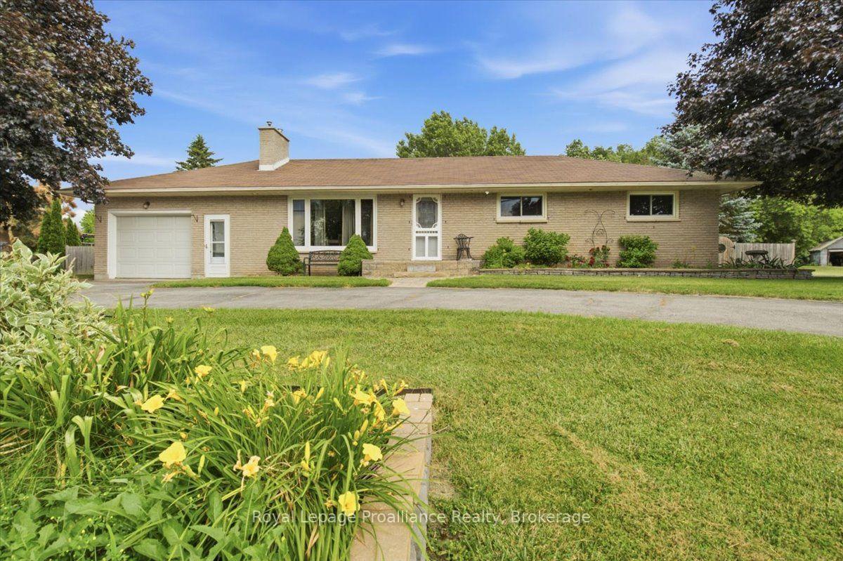 178-riverside-parkway-quinte-west-ontario-x13549878