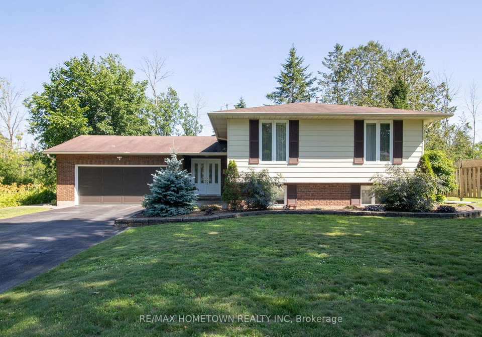 1-meikle-drive-augusta-ontario-x13549926