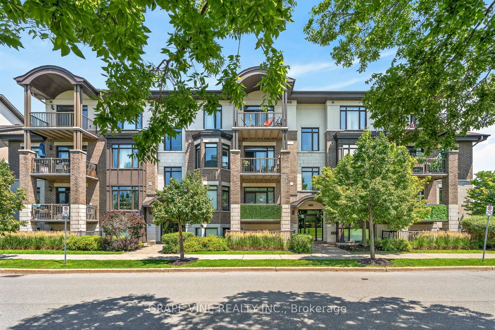 705-beauparc-private-ottawa-ontario-x13550070