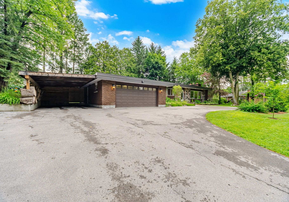 915-governors-road-hamilton-ontario-x13550244