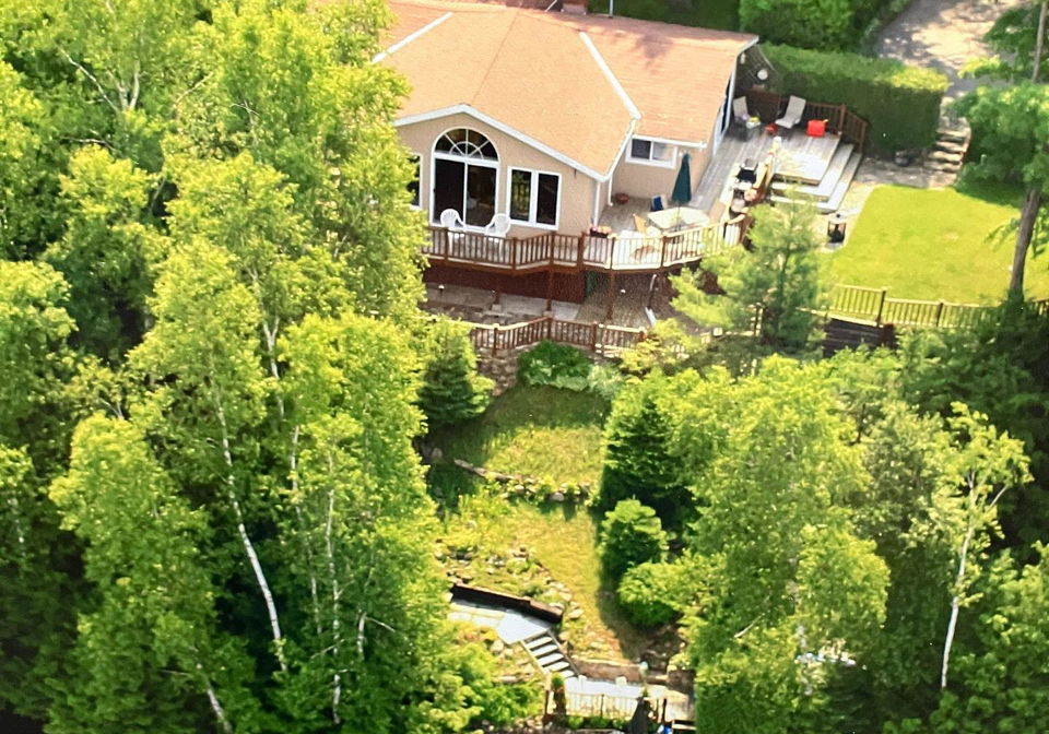 1109-burnt-point-trail-highlands-east-ontario-x13550300