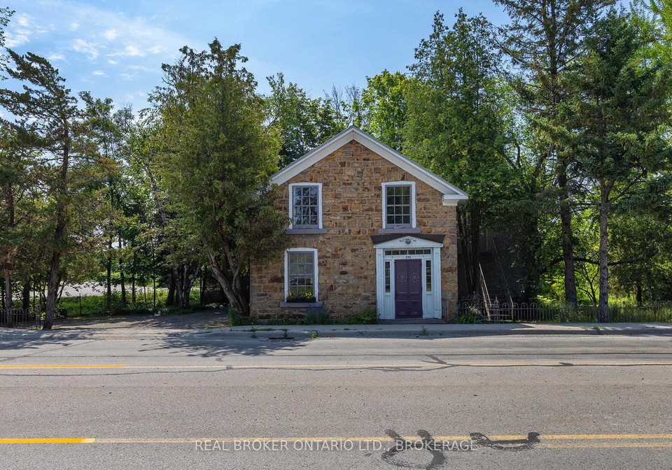 595-king-street-e-gananoque-ontario-x13550308