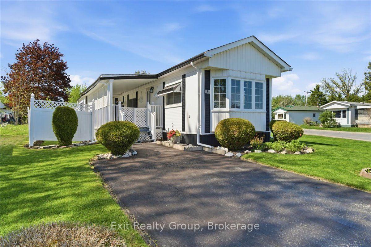 5-chapel-boulevard-quinte-west-ontario-x13550318