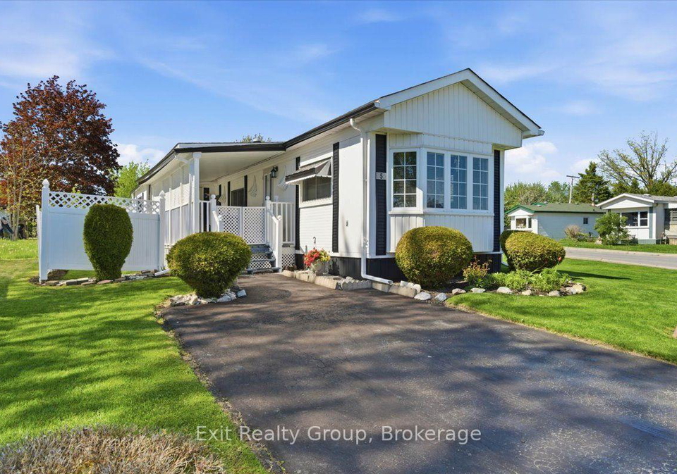 5-chapel-boulevard-quinte-west-ontario-x13550318