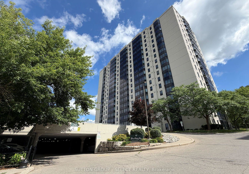 35-green-valley-drive-kitchener-ontario-x13550468