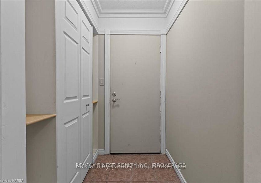 1010-pembridge-crescent-kingston-ontario-x13550598