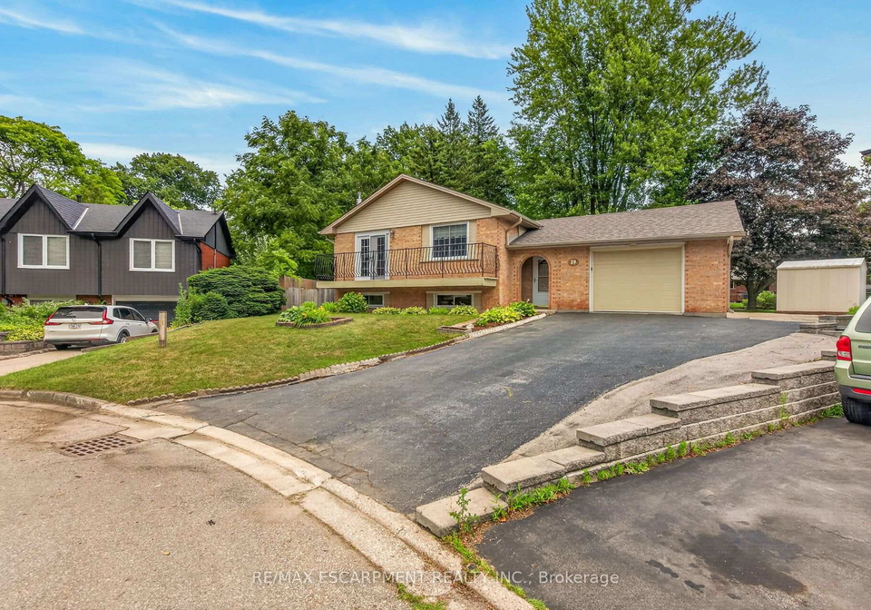 19-burns-place-haldimand-ontario-x13550656