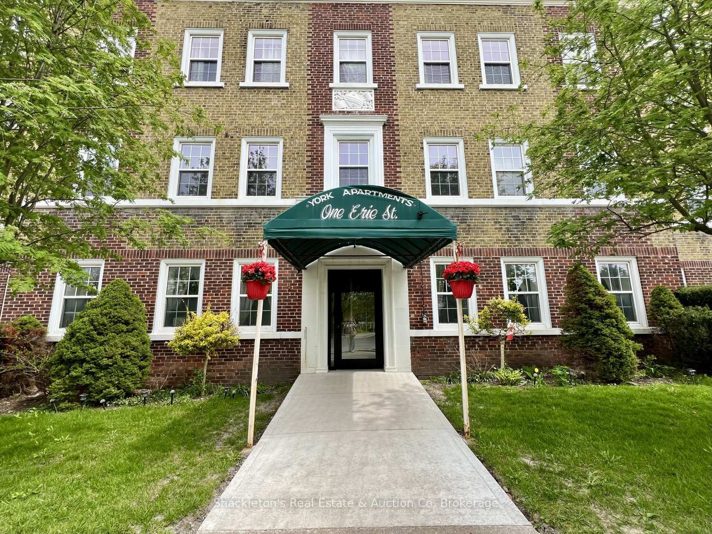 1-erie-street-stratford-ontario-x13550666