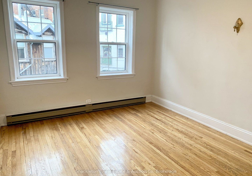 1-erie-street-stratford-ontario-x13550666