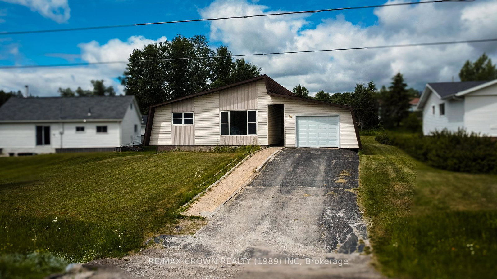 82-neesomadina-avenue-hornepayne-ontario-x13550702