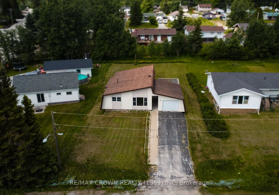 82-neesomadina-avenue-hornepayne-ontario-x13550702